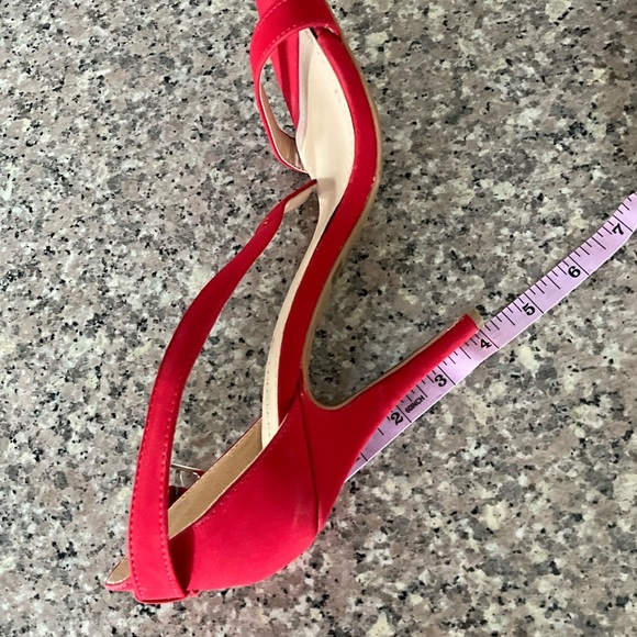 Red‎ ankle strap heels by Body Central. - Picture 7 of 9